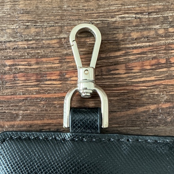 Kate Spade Black Saffiano Leather Card Case Lanyard - Picture 3 of 7